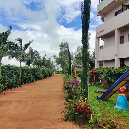 Quinte Hills Residency Βίλα Panchgani Εξωτερικό φωτογραφία
