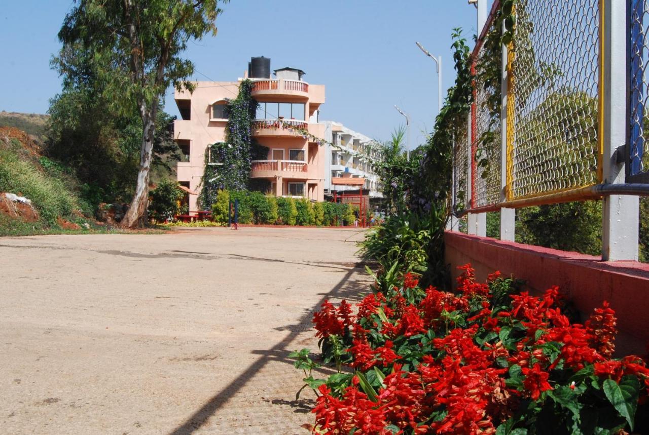 Quinte Hills Residency Βίλα Panchgani Εξωτερικό φωτογραφία
