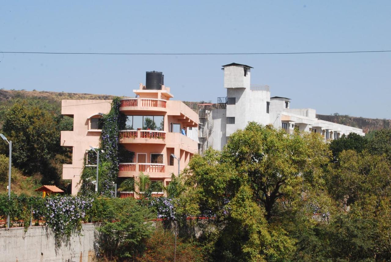 Quinte Hills Residency Βίλα Panchgani Εξωτερικό φωτογραφία