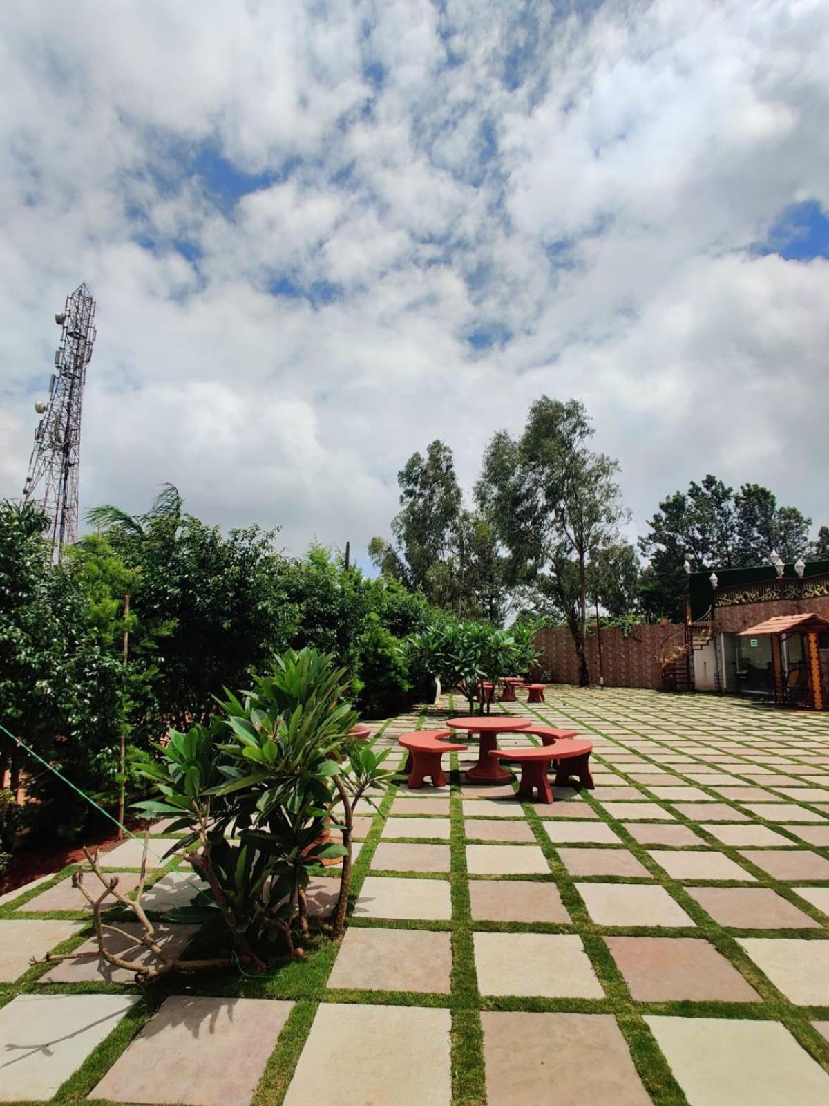 Quinte Hills Residency Βίλα Panchgani Εξωτερικό φωτογραφία